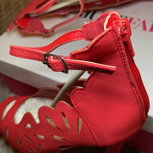❤️ JustFab Regina Cut Out Heels - Size 8 ❤️ NWT! 🌟 - Picture 6 of 8